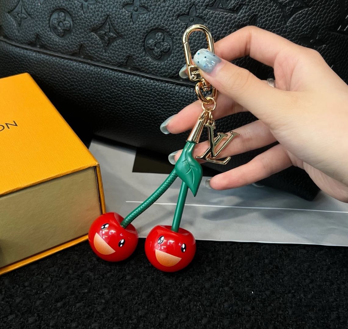π L- Cherry Keychain: Cute + Luxury, All in One πβ¨