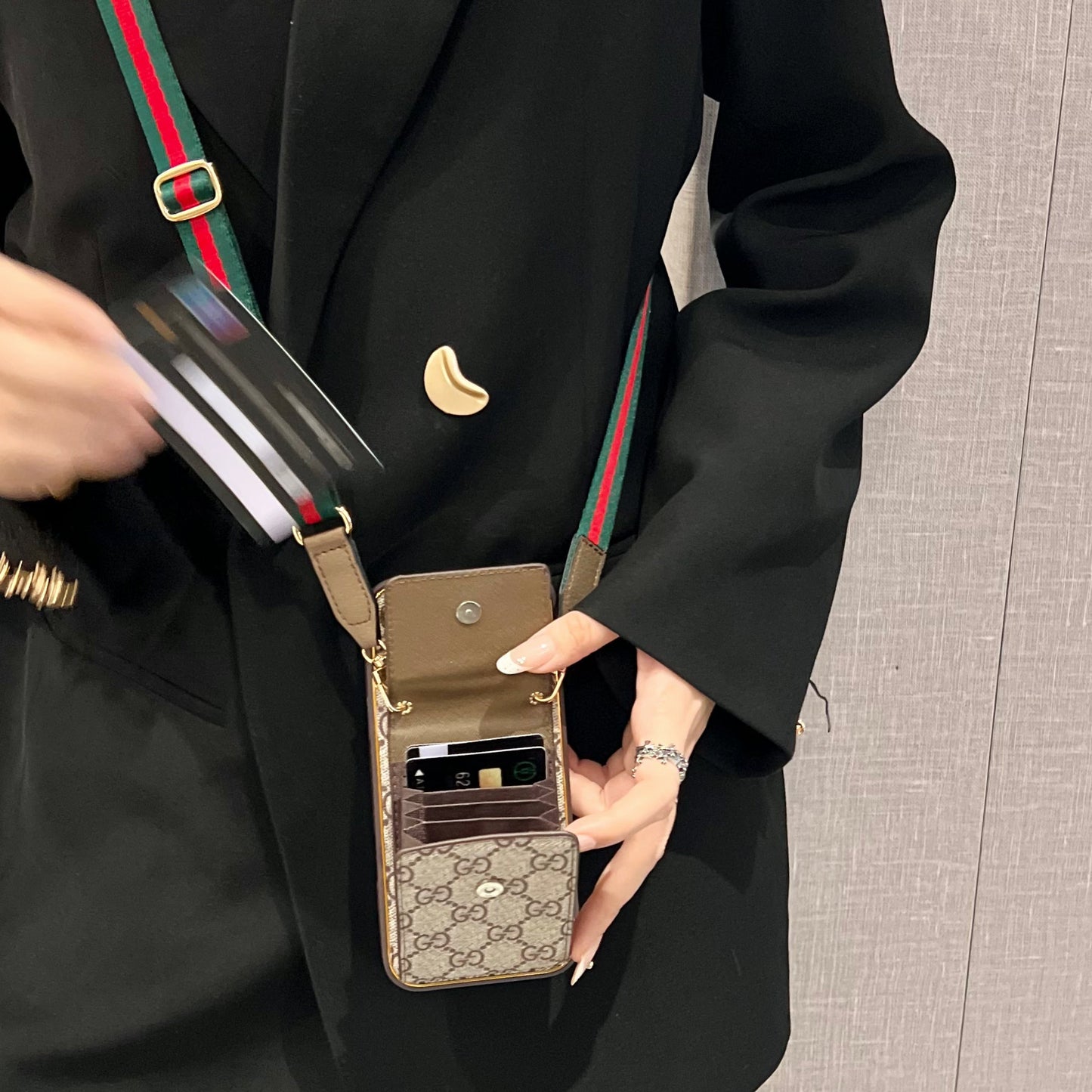 New Classic Luxury Card Holder Phone Case 11