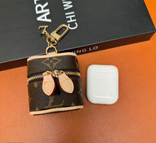New Classic Luxury Card Holder Phone Case 04