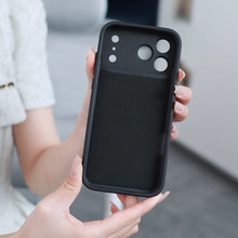 MagSafe Classic Leather iPhone Case