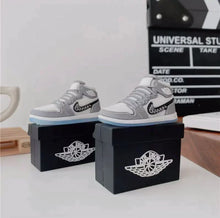 Nike\Vintage AirPods Cases
