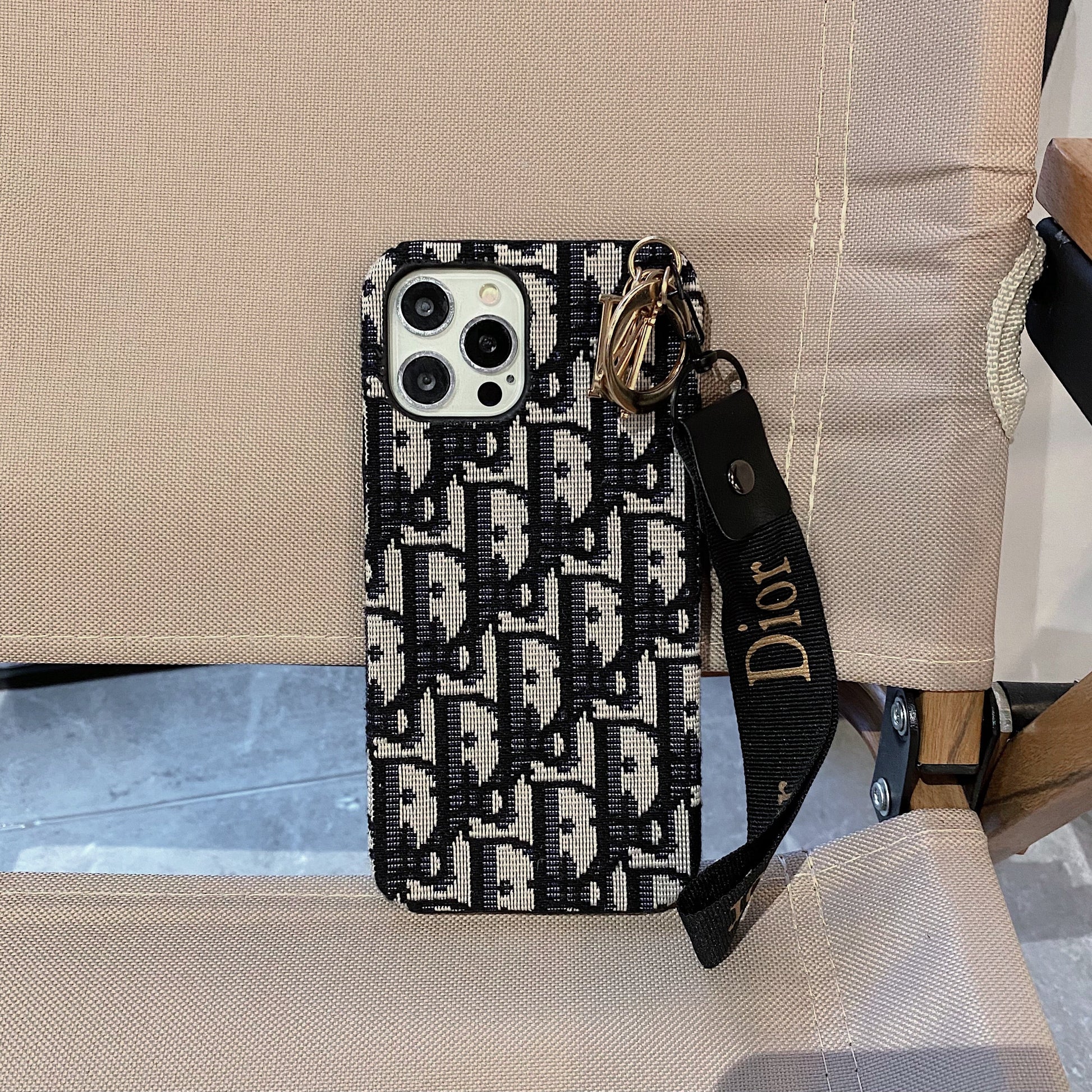 Fashion iPhone Case With Strap Black-