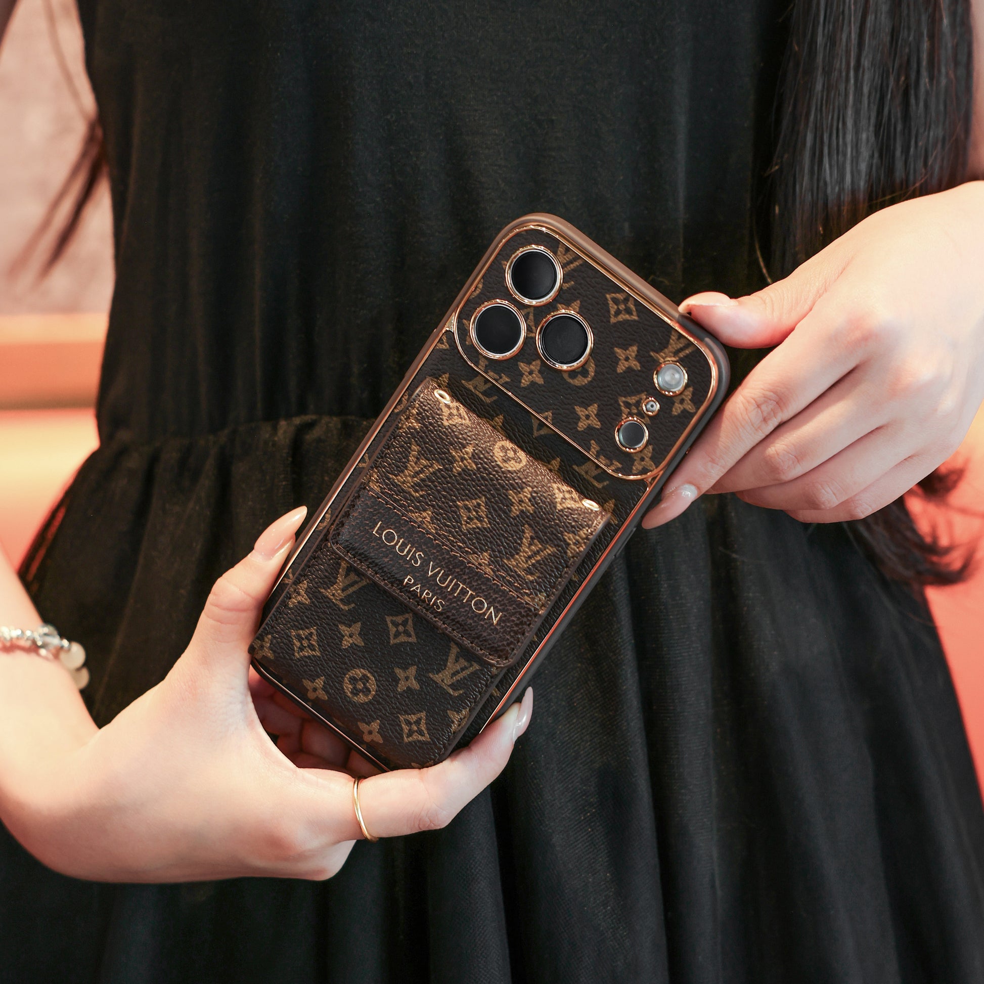 New Classic Luxury Card Holder iPhone Case with Crossbody Strap 012