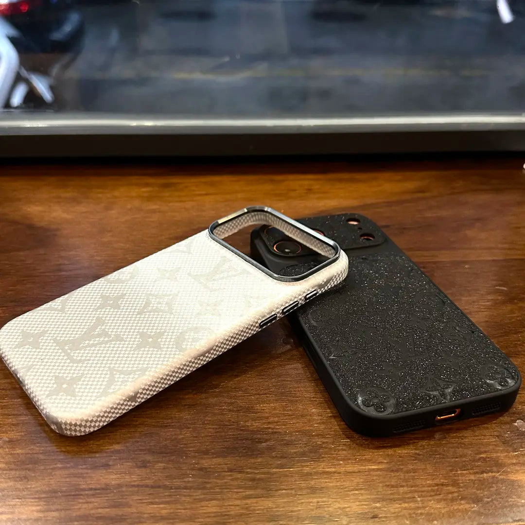 Luxury Carbon Fiber Stripe iPhone Case