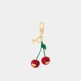 Green pole cherry