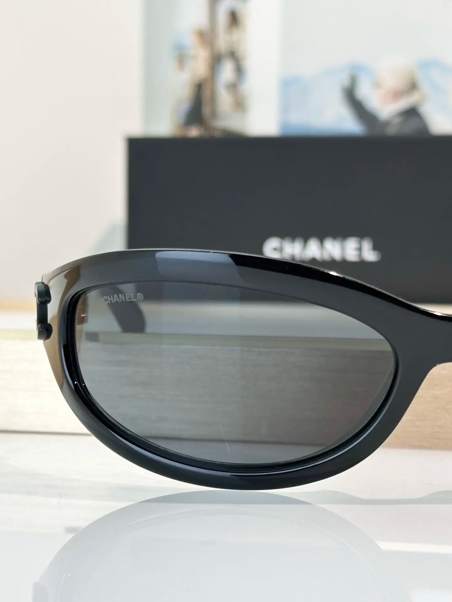 Retro Narrow Frame Sunglasses | Minimalist Black Fashion Shades