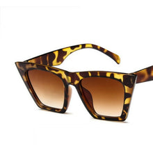 new brand sunglasses Square glasses Personalized cat eyes Colorful sunglasses trend versatile sunglasses uv400 curtain